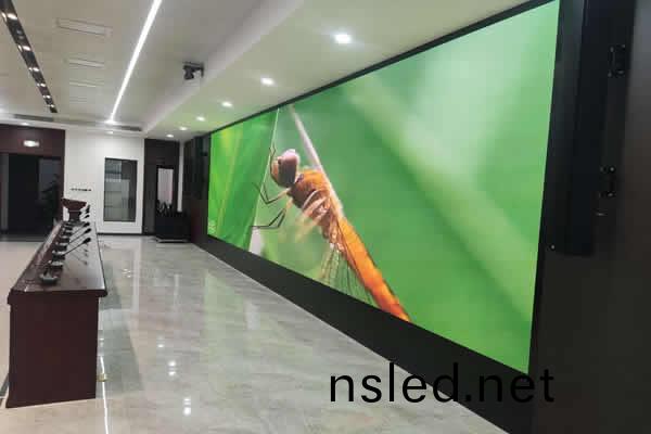 LED顯(xian)示(shi)屏